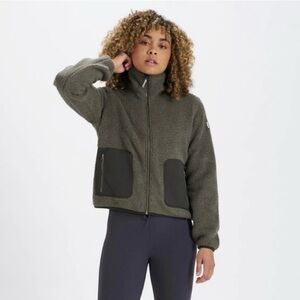 Vuori Alpine Sherpa Fleece Full Zip Jacket in Oregano Women’s Medium M
